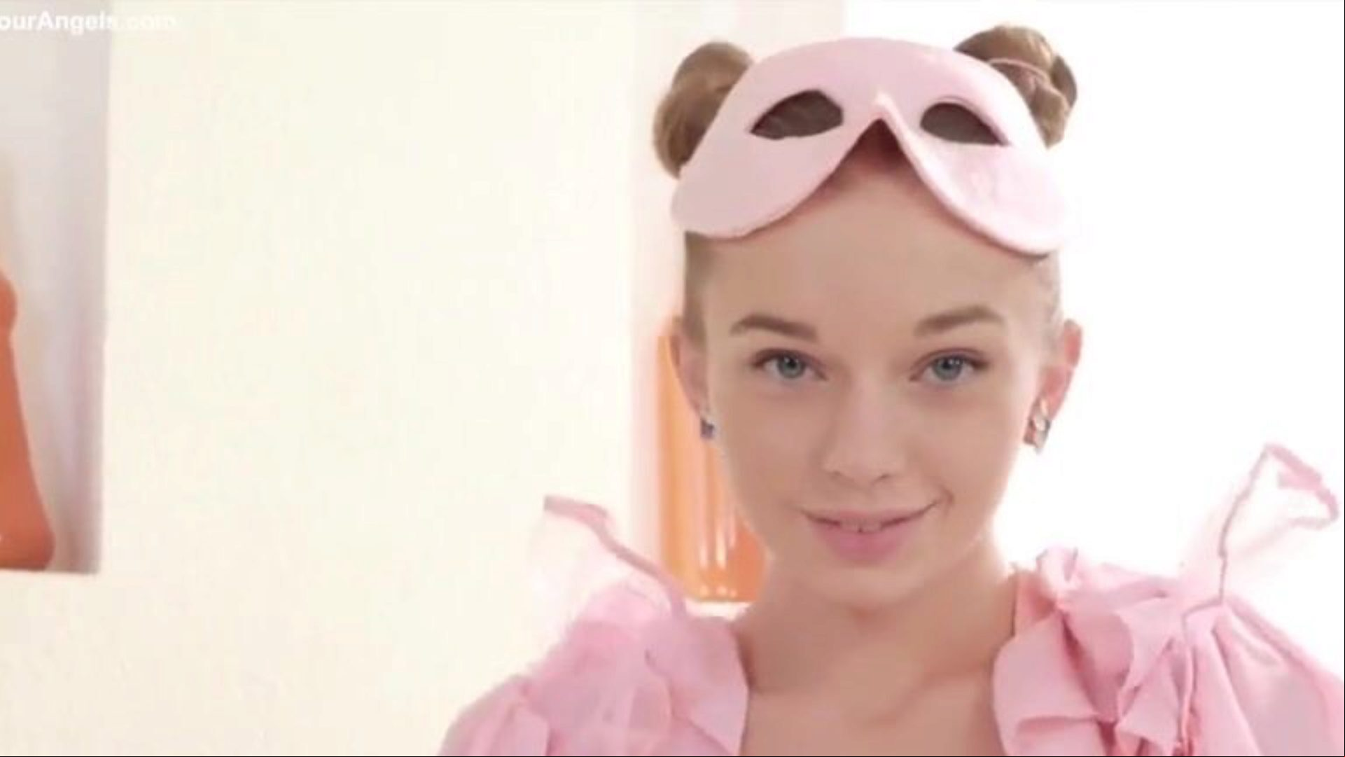 DELICIOUS PINK